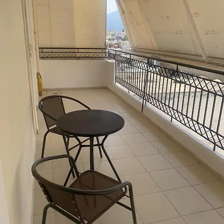 Gerard Luxury Apartment Patras Buitenkant foto