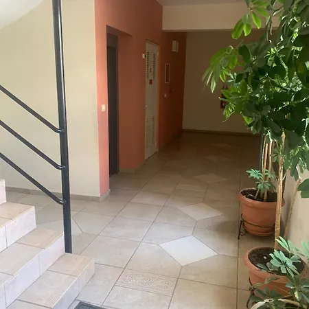 Gerard Luxury Apartment Patras Buitenkant foto